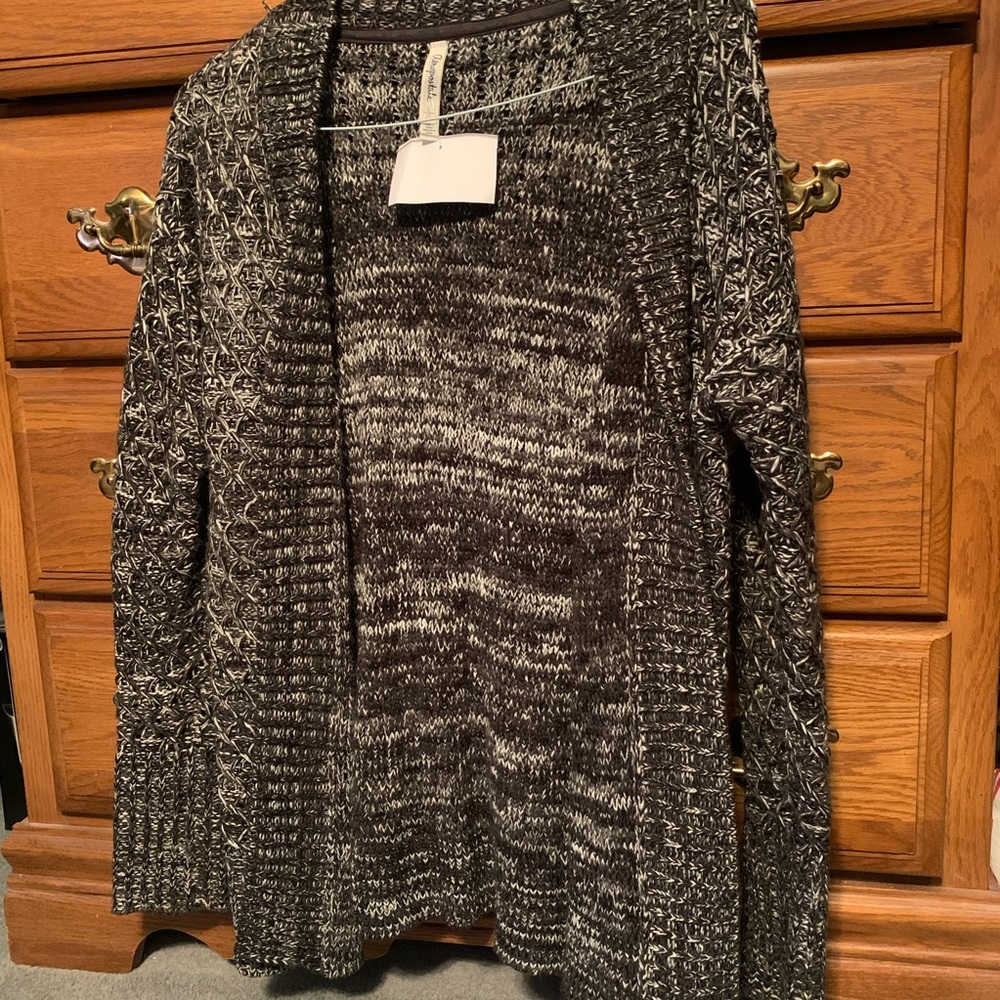 Aeropostale Knit Cardigan